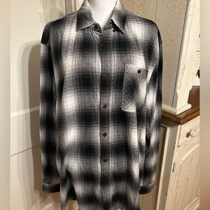 Mens Boston Traders Black and White Checkered Shirt